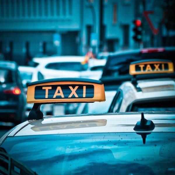 Bookkeeping and Accountancy Services for Delivery Drivers, Uber, Deliveroo, and Taxis (UK)